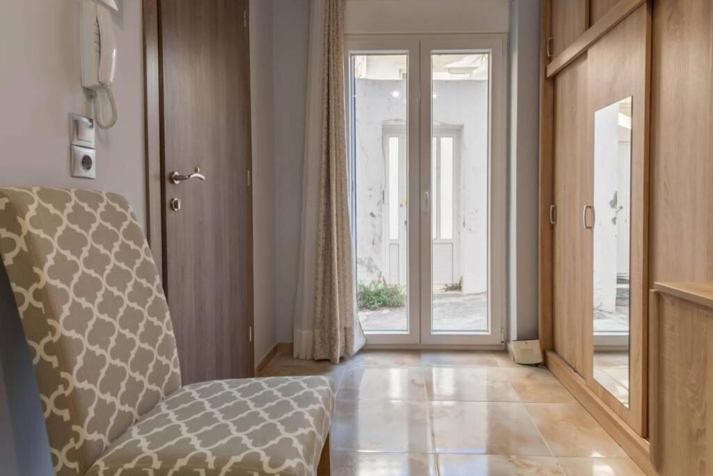 Faidra 01 City Center Apartment Heraklion  Bagian luar foto